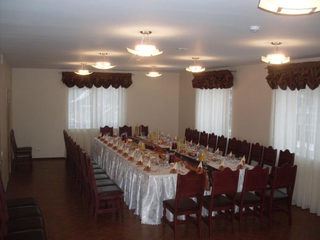 Surauciu Sveciu Namai Hotel Aukštadvaris Екстериор снимка
